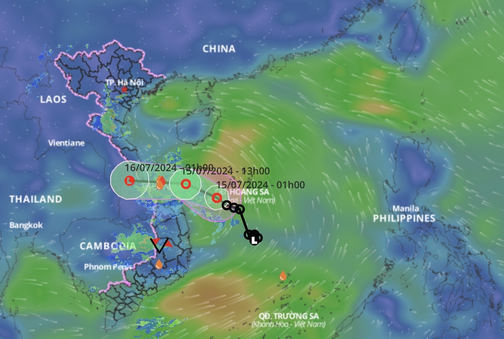 Tropical depression to make landfall in hours, heavy rain expected